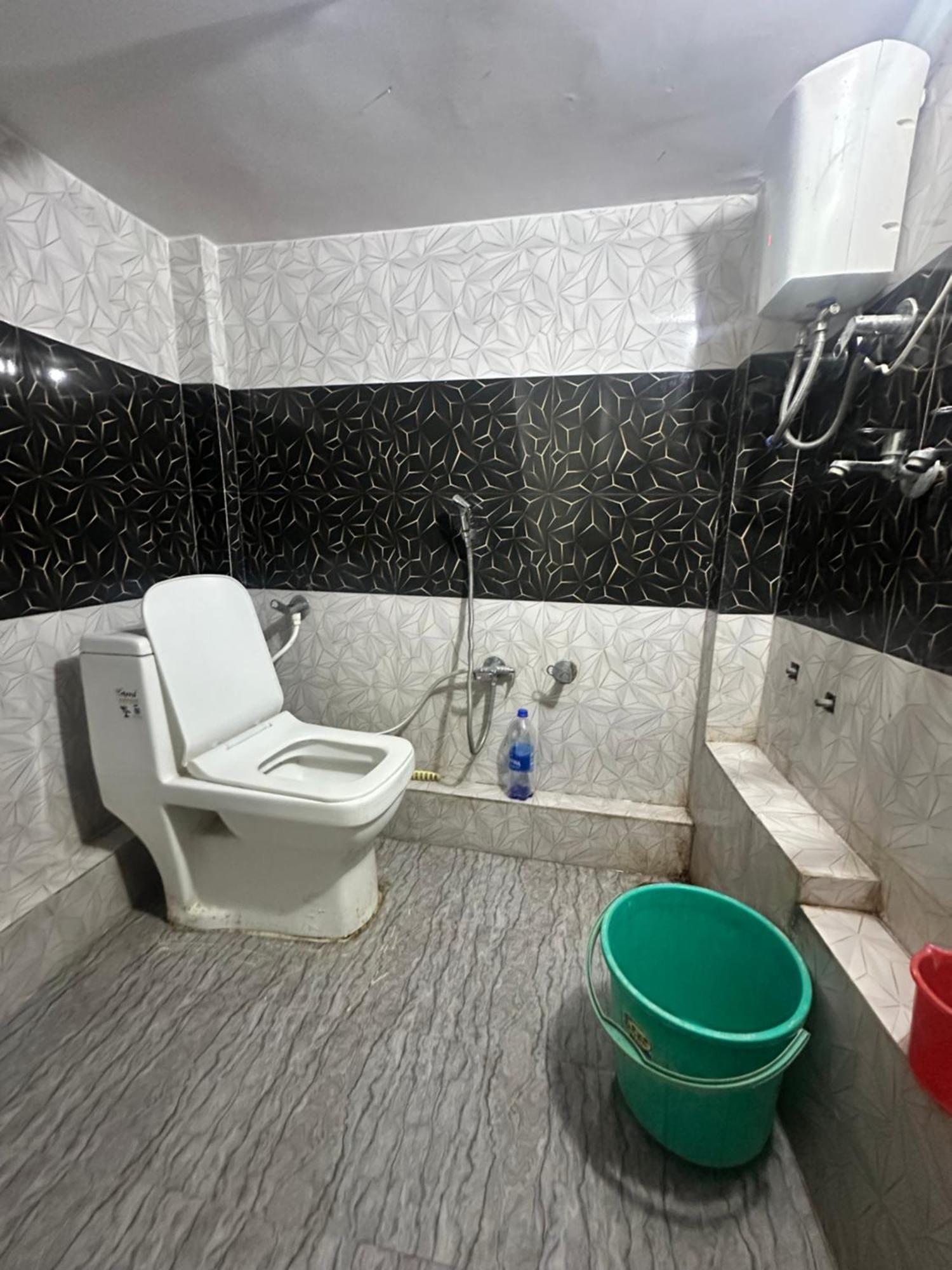 Khatu Shyam Guest House Ayodhya Eksteriør bilde