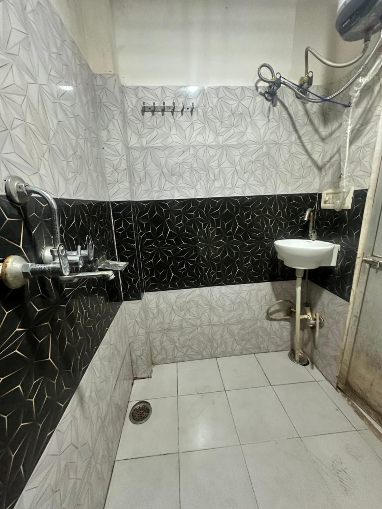 Khatu Shyam Guest House Ayodhya Eksteriør bilde