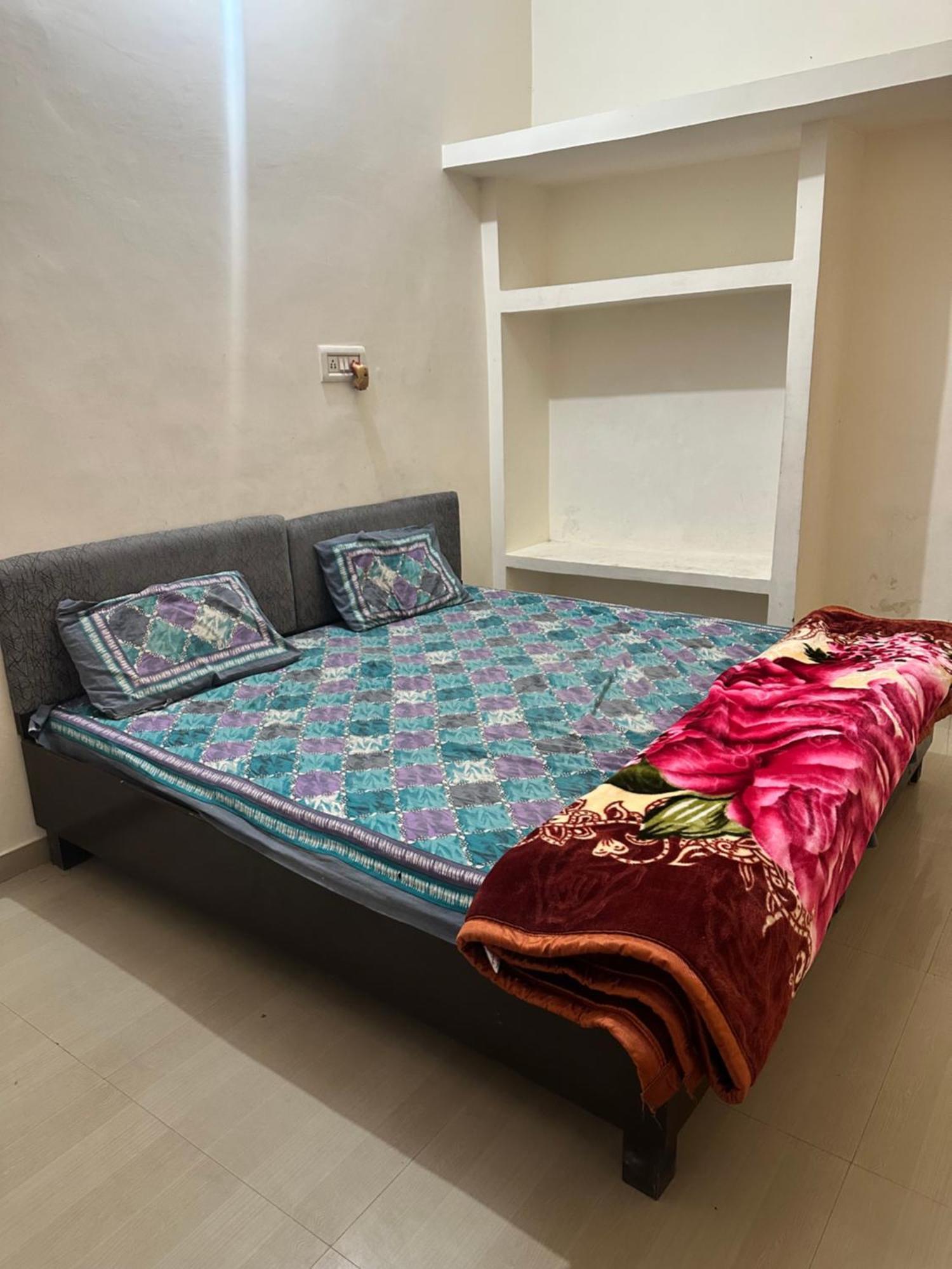Khatu Shyam Guest House Ayodhya Eksteriør bilde