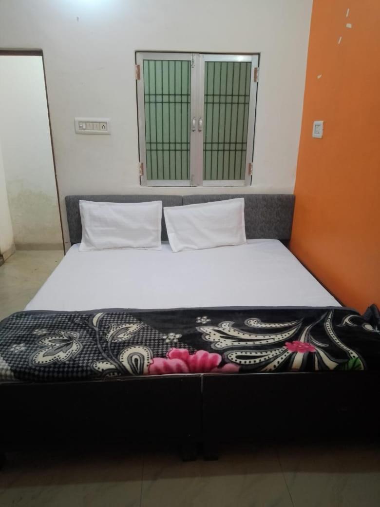 Khatu Shyam Guest House Ayodhya Eksteriør bilde